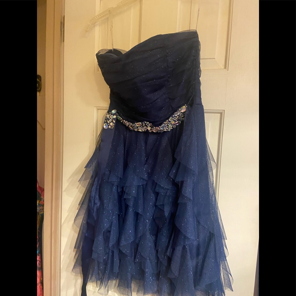 Pretty navy dress.